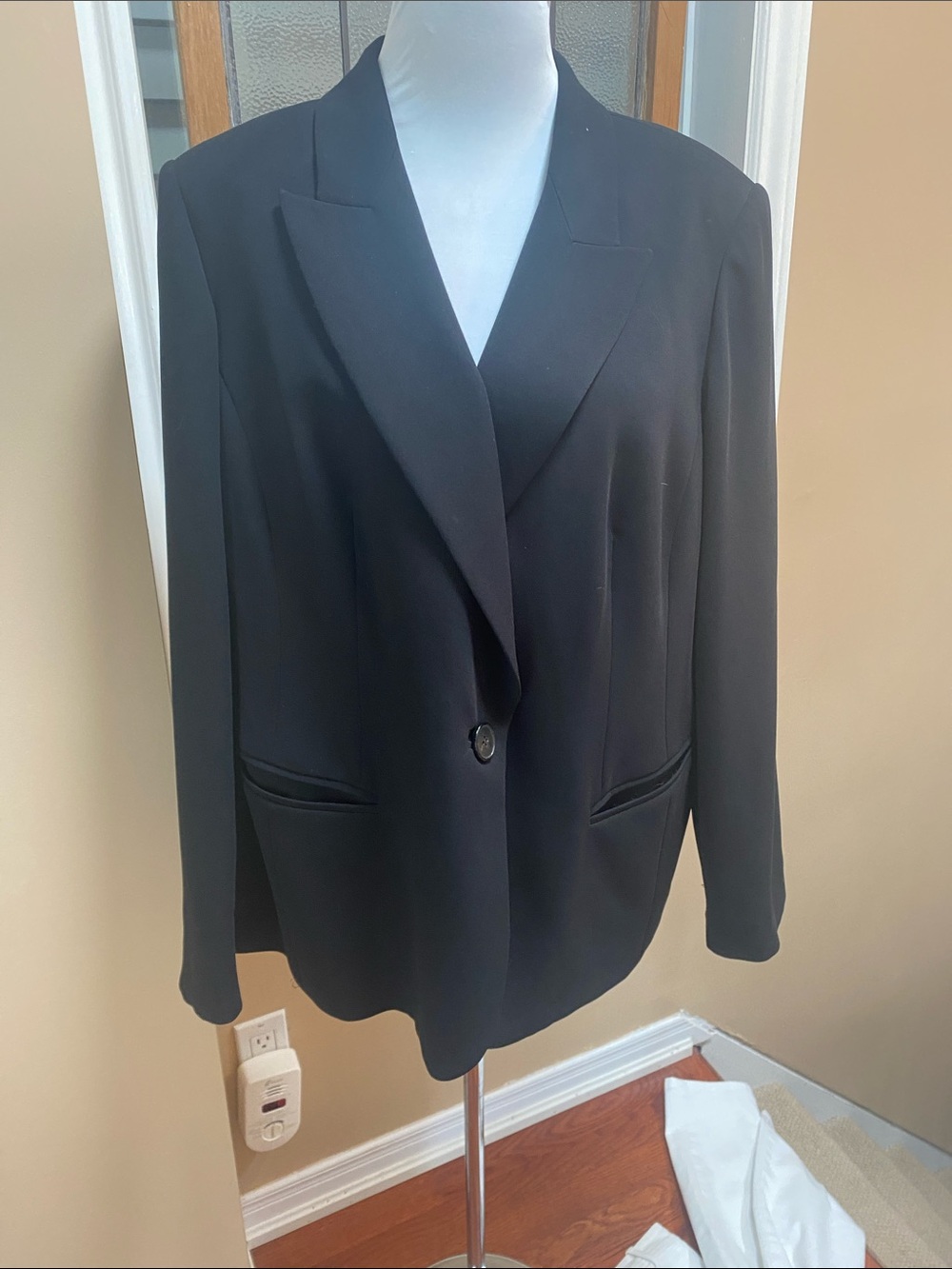 Marina Rinaldi Black Single-Button Tailored Blazer
